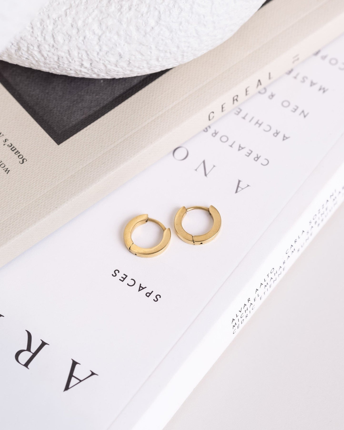 Classic Hoops Medium