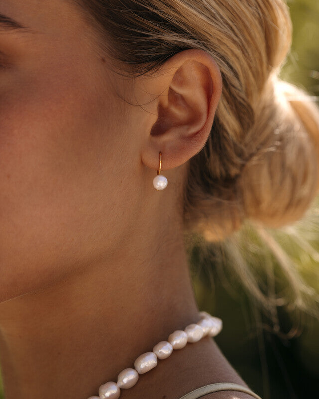 Dream Pearl Gold Earring