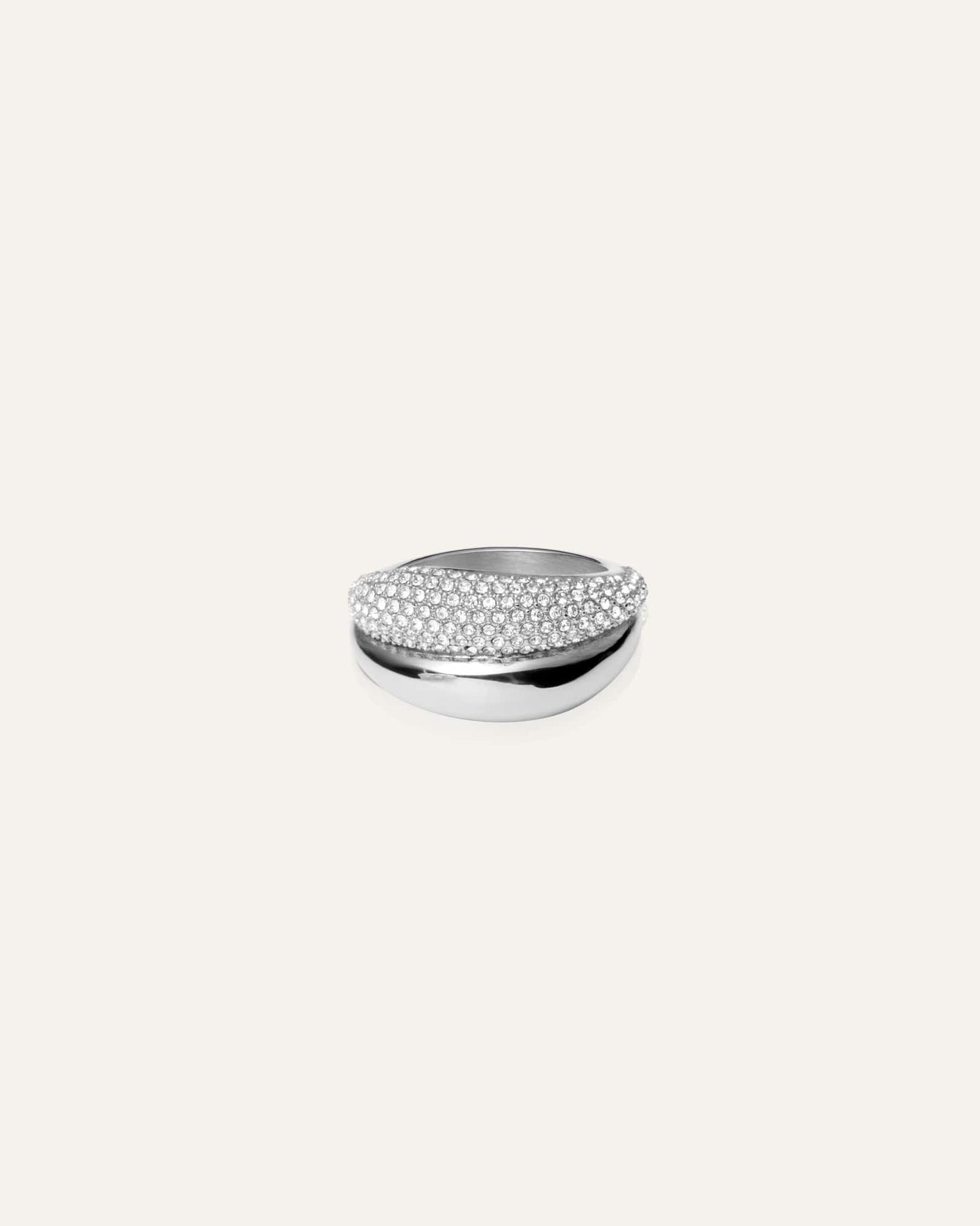 Pavé daring ring