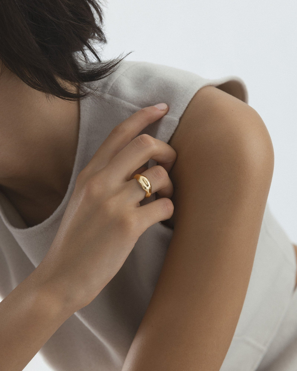 WAVY BOLDED RING
