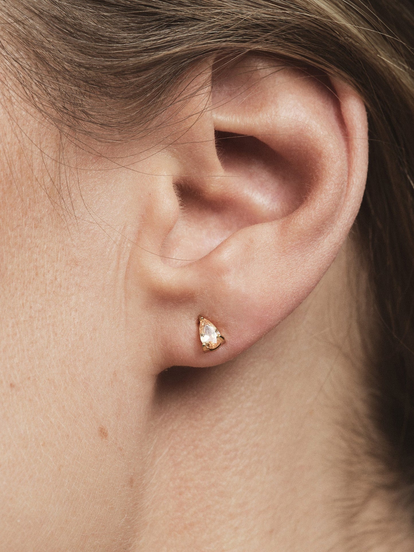Belle Champagne Medium Studs
