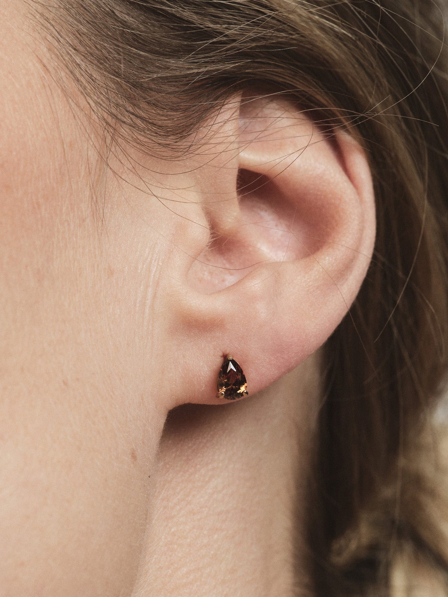 Belle Coffee Medium Studs