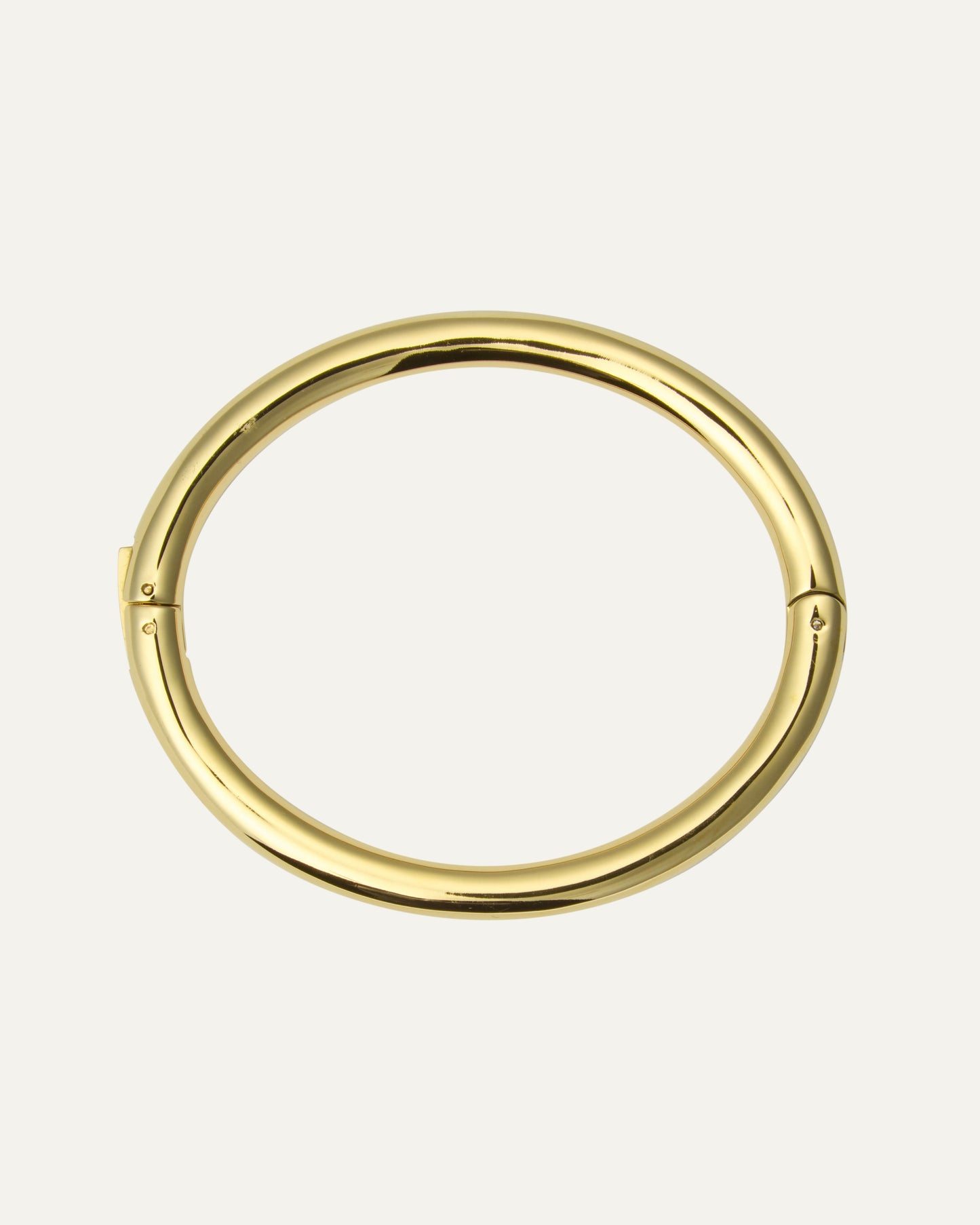 Aura Bold Gold Bangle